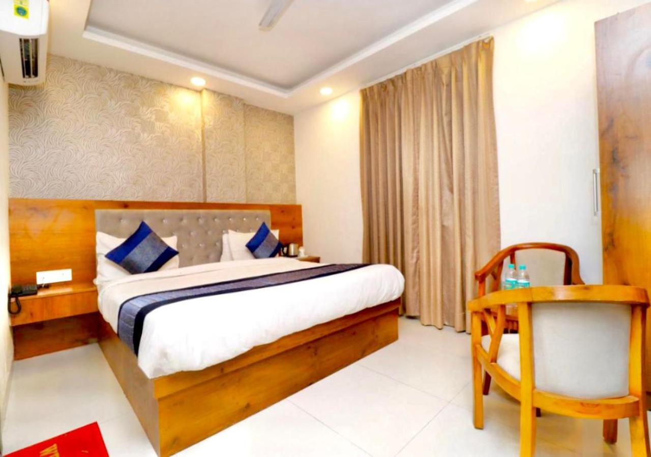 Hotel The Glory Near Delhi International Airport New Delhi Buitenkant foto