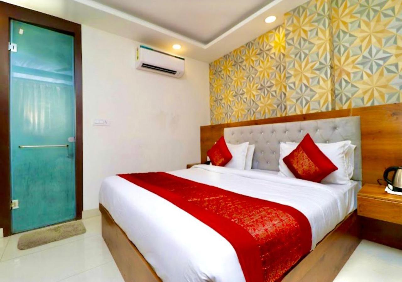 Hotel The Glory Near Delhi International Airport New Delhi Buitenkant foto